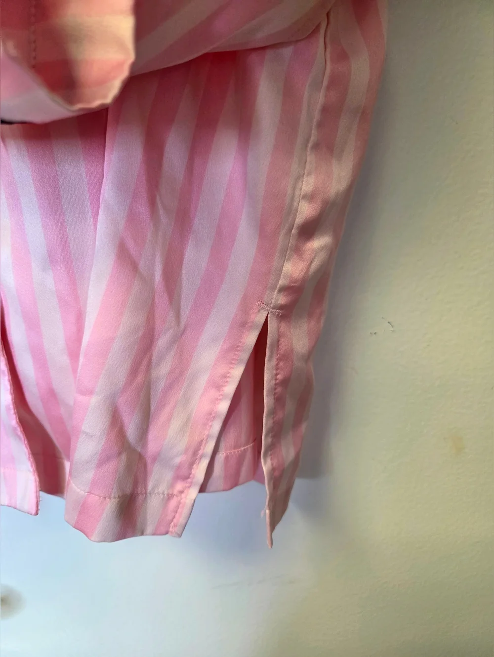 Victoria’s Secret Pink Stripe Satin Pajama Top - XL - Satin Gloss Button Down